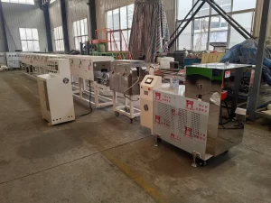 Línea de extrusión de tubos de silicona Línea de extrusión de tubos de silicona